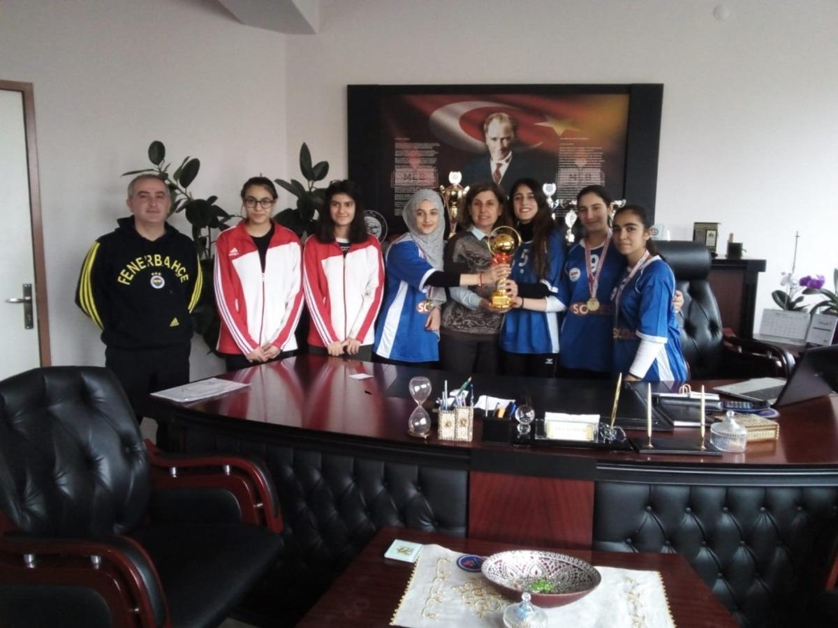 Vestel Mesleki ve Teknik Anadolu Lisesi başarıya doymuyor