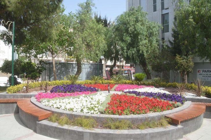 Simge isimler Kuşadası’nın parklarında yaşatılıyor G2