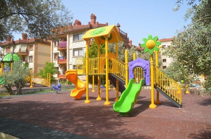 Simge isimler Kuşadası’nın parklarında yaşatılıyor G3
