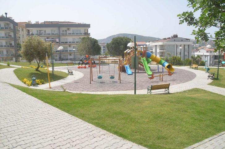 Simge isimler Kuşadası’nın parklarında yaşatılıyor G4