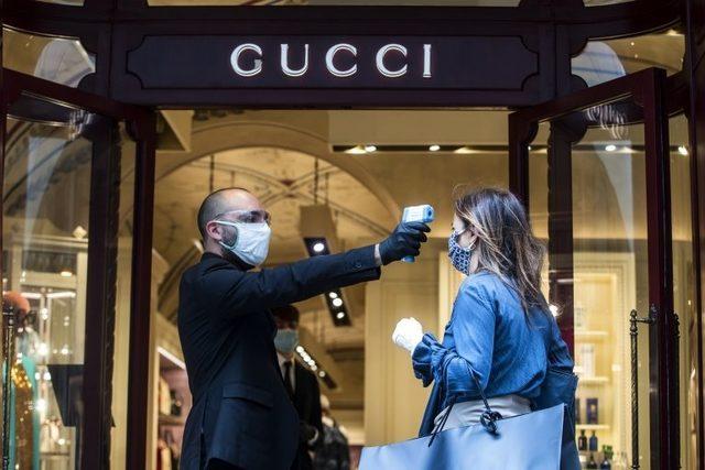 Roma'da bir Gucci mağazası