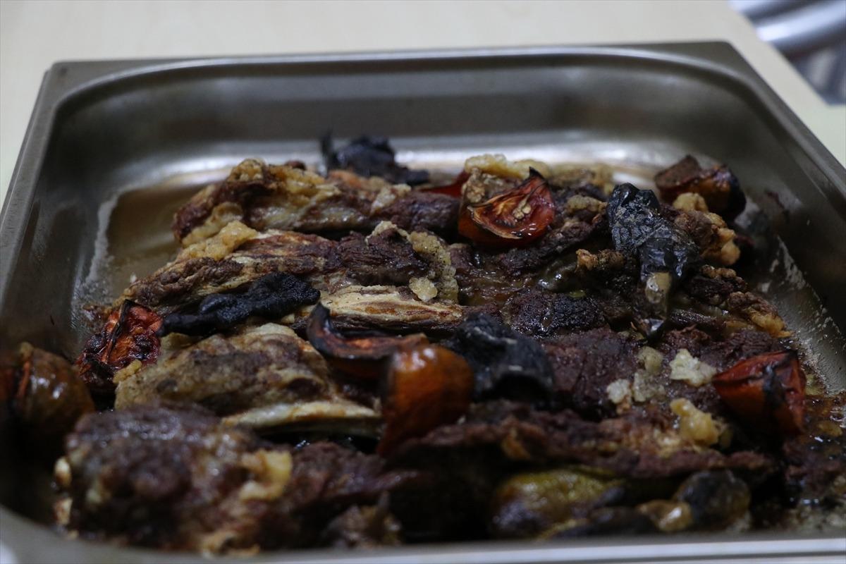 İftarda ağızları lezzetlendiriyor: Bor s&ouml;ğ&uuml;rmesi tarifi