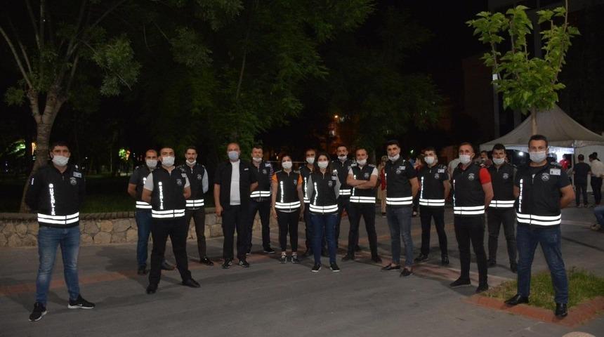 &Ouml;zel g&uuml;venlik personeli Kızılay&rsquo;a kan bağışında bulundu