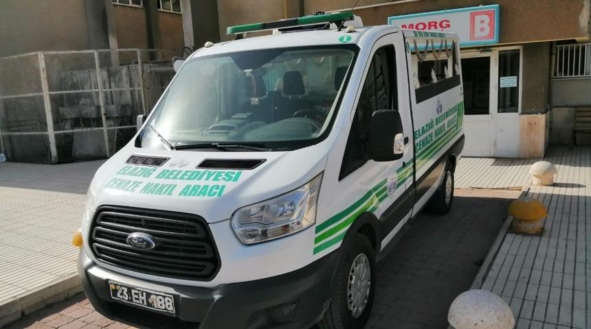 Elazığ&rsquo;da gen&ccedil; adam, serinlemek i&ccedil;in girdiği g&ouml;lette hayatını kaybetti