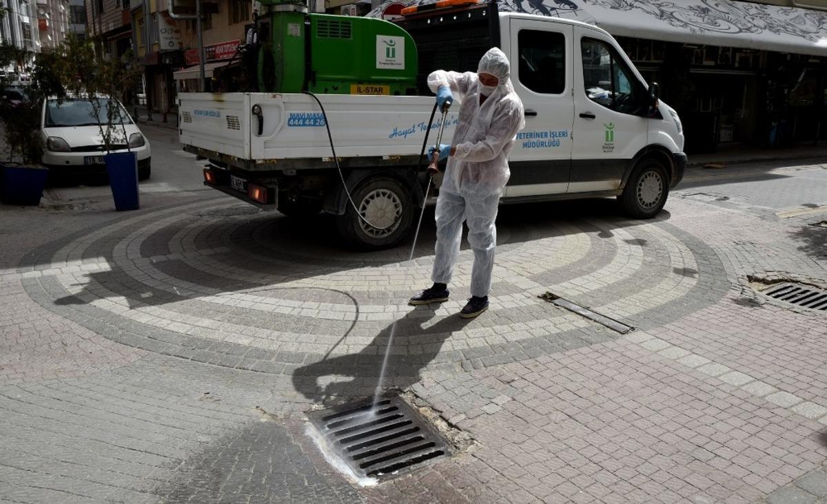 İla&ccedil;lama &ccedil;alışmaları s&uuml;r&uuml;yor