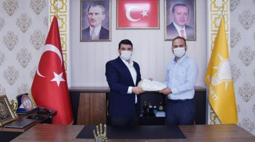 AK Parti Ceyhan&rsquo;da 20 bin &uuml;ye hedefliyor