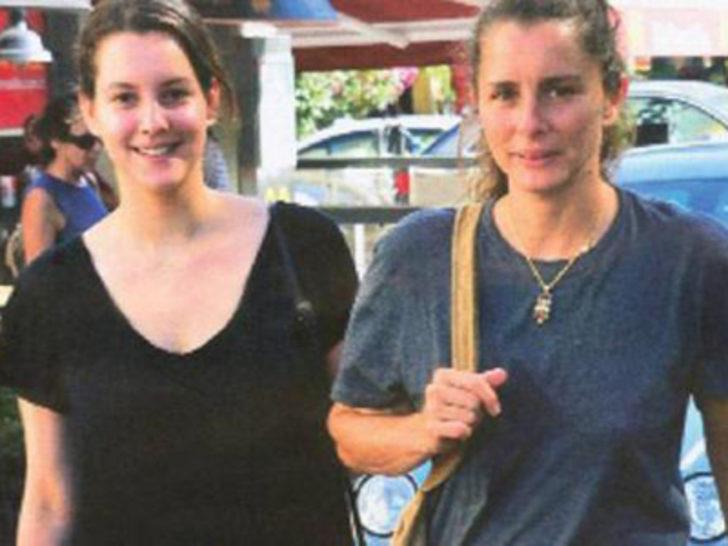 Serhat Teoman sevgilisi Leyla Feray ile görüntülendi G3