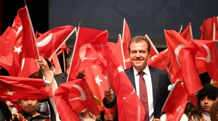 Se&ccedil;er: &ldquo;Kurtuluş m&uuml;cadelesinin meşalesini birlikte yarınlara taşıyacağız&rdquo;