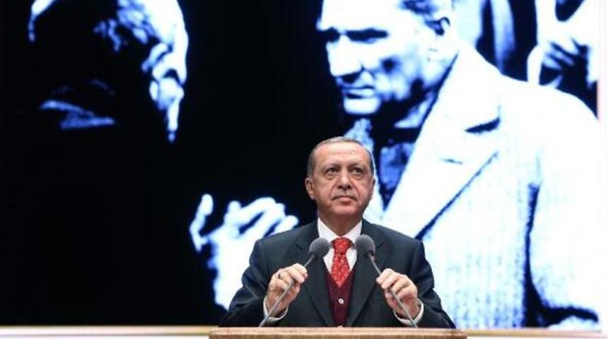 Cumhurbaşkanı Erdoğan'dan t&uuml;m T&uuml;rkiye'ye 19 Mayıs &ccedil;ağrısı