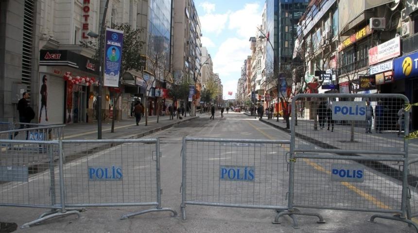 Elazığ’da maske takmayan 10 kişiye 31 bin 500 TL ceza