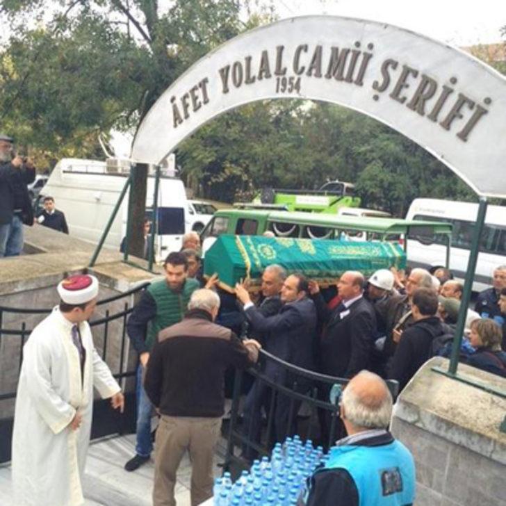 Levent Kırca son yolculuğuna uğurlandı G4
