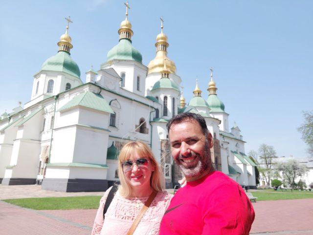 Flavia ve José Ukrayna'nın başkentinden 12,800km uzakta yaşıyor.