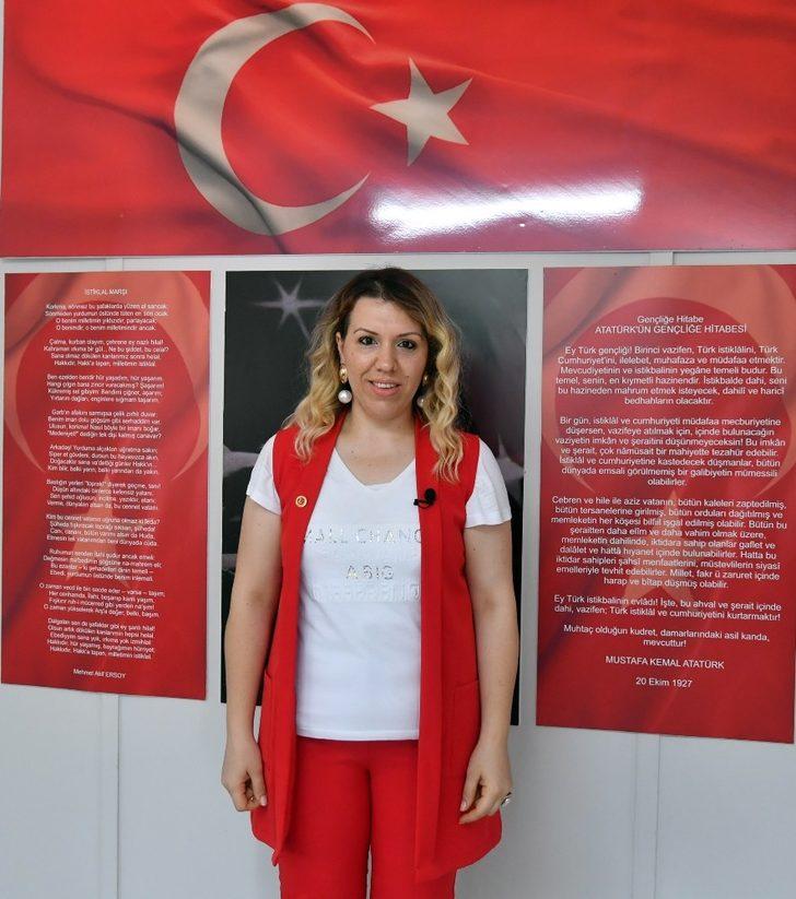 Osmangazili muhtarlardan gençlere özel kutlama G2