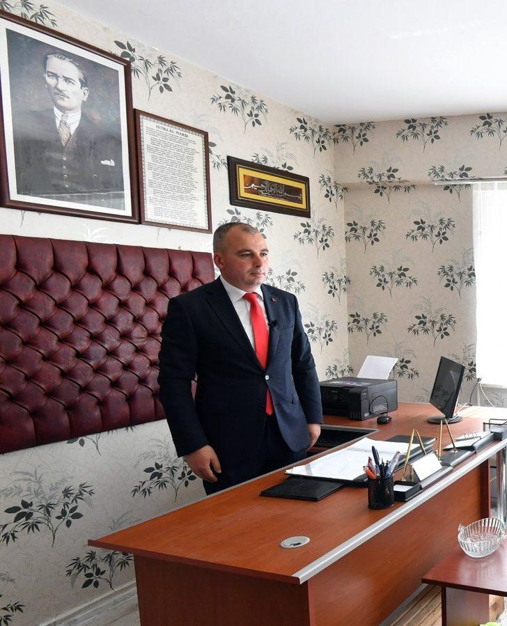 Osmangazili muhtarlardan gençlere özel kutlama G3