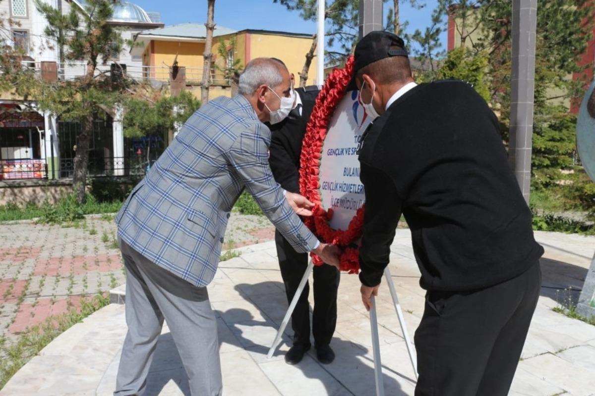 19 Mayıs Atat&uuml;rk&rsquo;&uuml; Anma, Gen&ccedil;lik ve Spor Bayramı