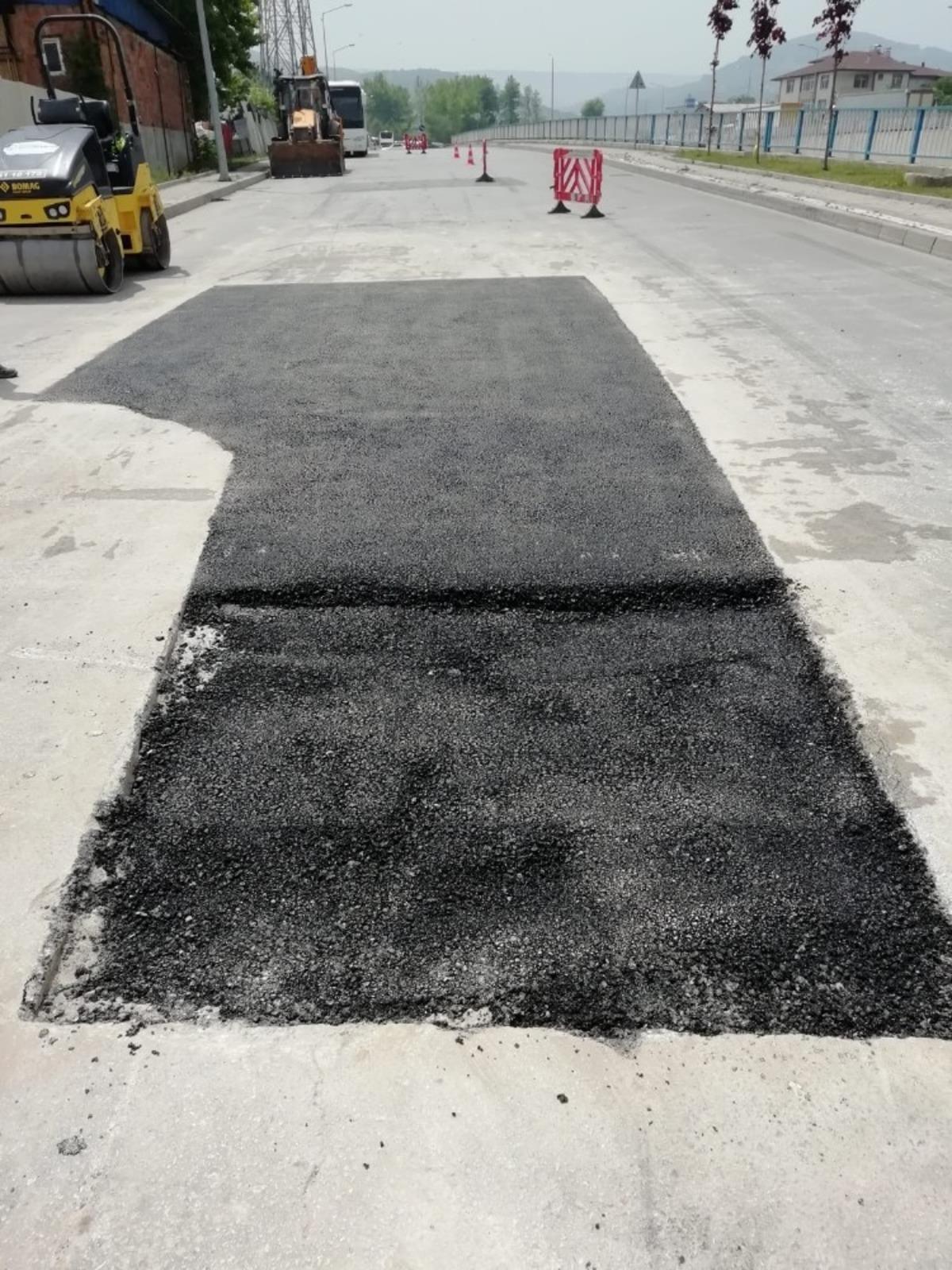 G&ouml;lc&uuml;k Asar Deresi kavşak yollarına onarım