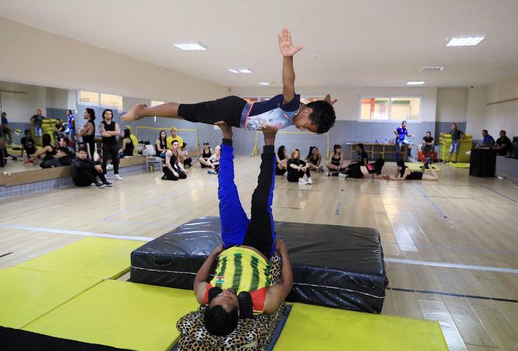 Pandemi mahsur bıraktı! 6 farklı ülkeden gelmişlerdi G2