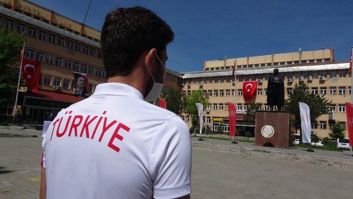 Muş’ta 19 Mayıs sosyal mesafeli kutlandı G4