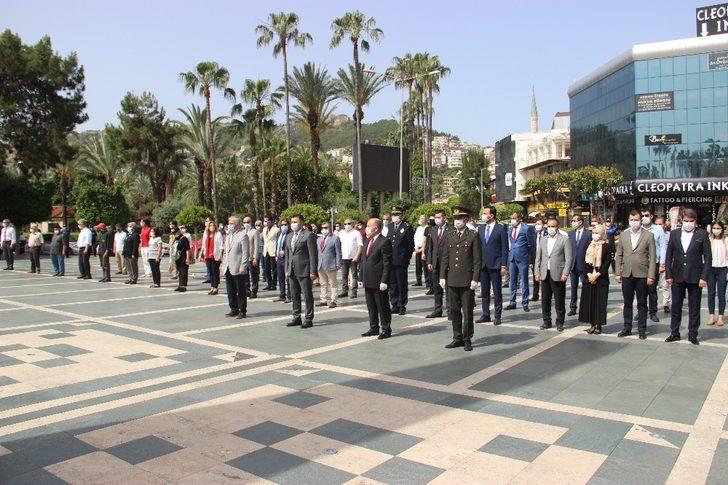 Alanya’da 19 Mayıs töreni korona gölgesinde yapıldı G2