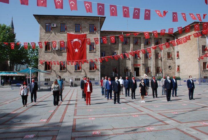 Isparta’da 19 Mayıs törenle kutlandı G3