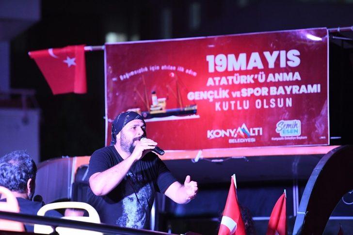 Konyaaltı’nda 19 Mayıs coşkusu balkonlara taştı G1
