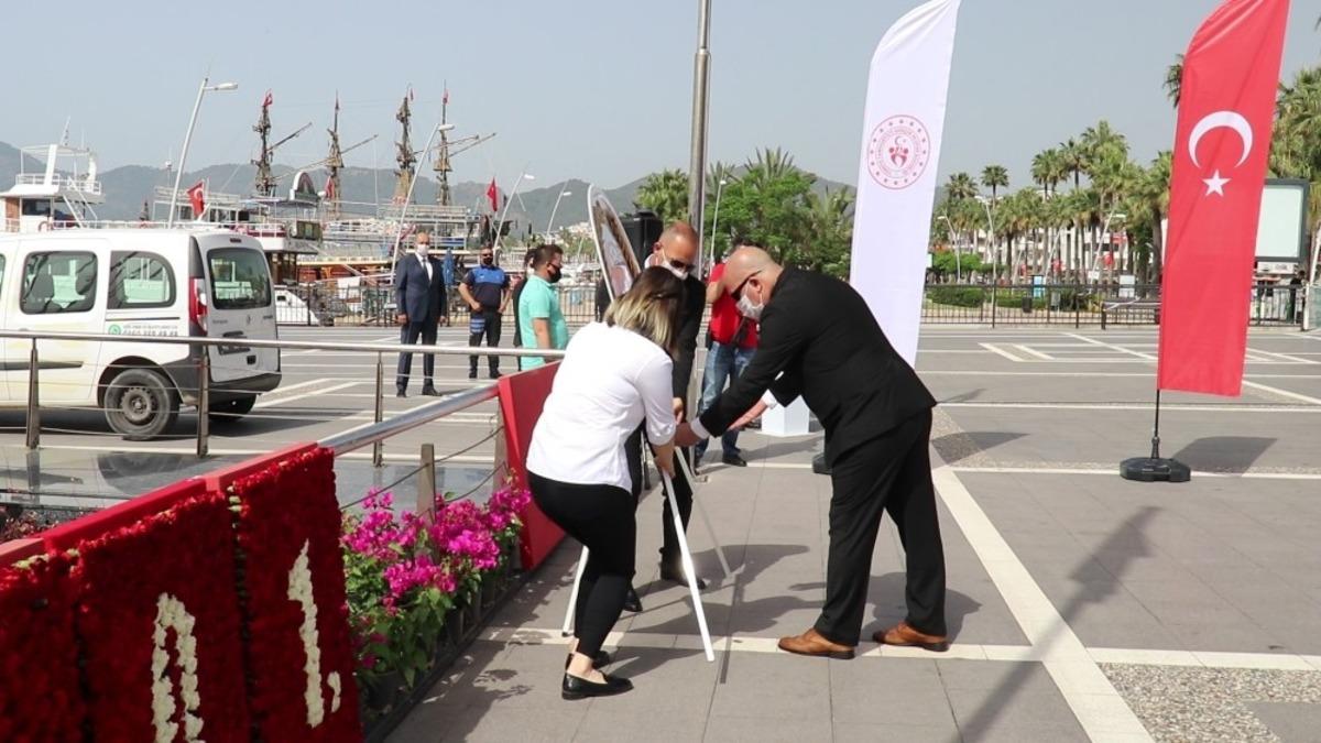 19 Mayıs, Marmaris&rsquo;te denizde ve karada kutlandı