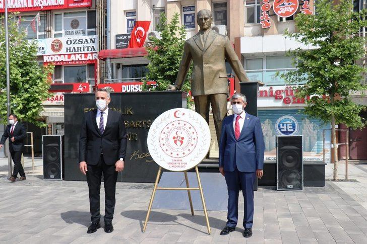 Sakarya’da 19 Mayıs kutlaması korona virüs tedbirlerine göre yapıldı G3