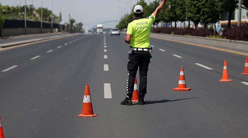 Son dakika: İçişleri Bakanlığı'ndan 81 ile seyahat kısıtlamasıyla ilgili ek genelge 