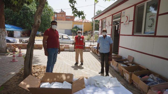 Sarıgöl’de Kızılay ihtiyaç sahibi ailelerin yüzünü güldürdü