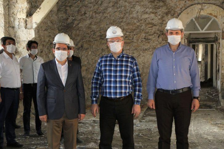 Jandarma binasının restorasyon çalışmaları yerinde incelendi G3