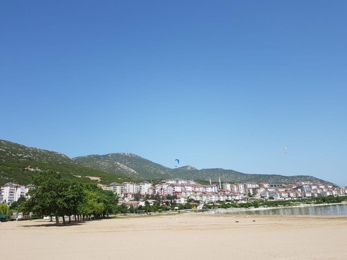 19 Mayıs, Eğirdir semalarında T&uuml;rk bayraklarıyla kutlandı