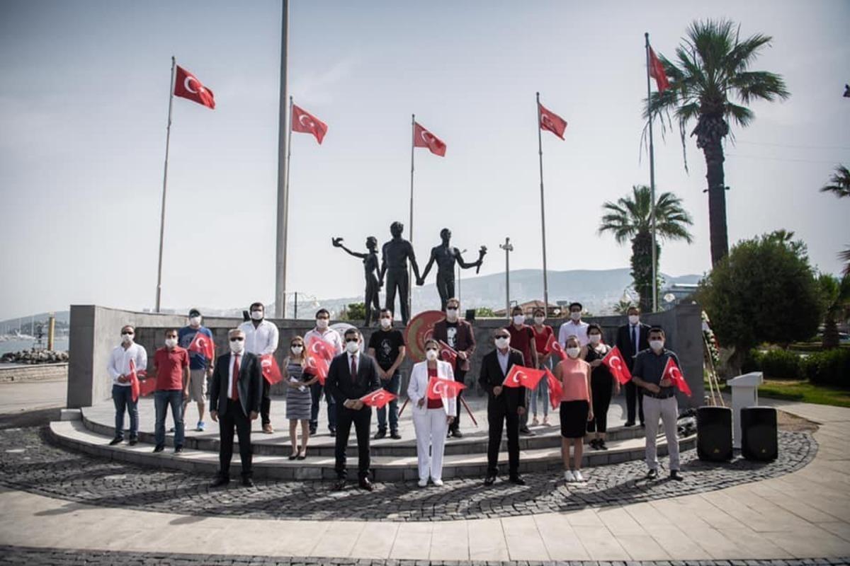 Kuşadası&rsquo;nda 19 Mayıs coşkusu balkonlarda yaşanacak