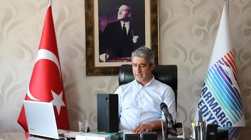 Başkan Oktay, gençlerle sosyal medyada bir araya geldi