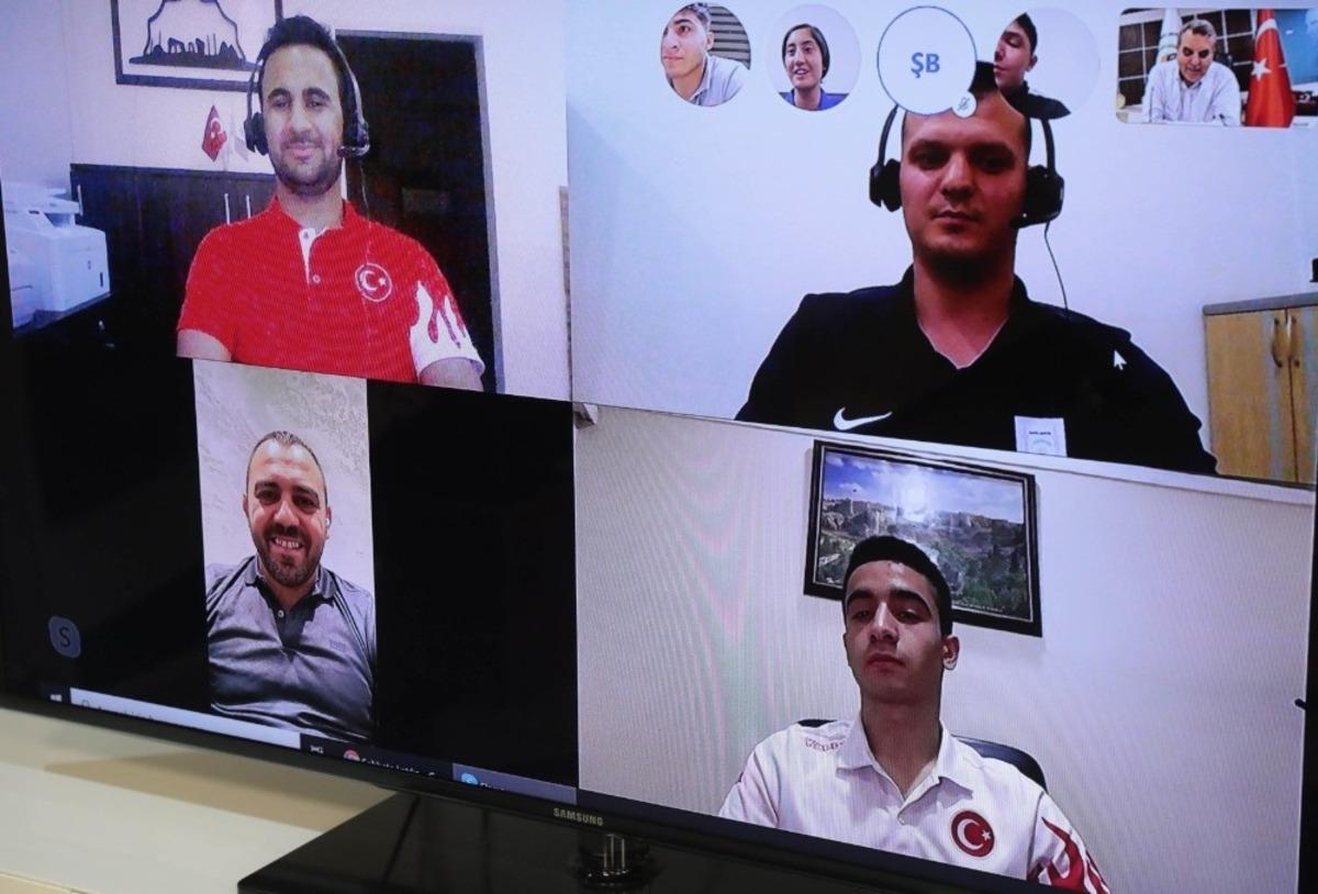 Asrın G&uuml;reş&ccedil;isi Urfalı gen&ccedil;lerle buluştu