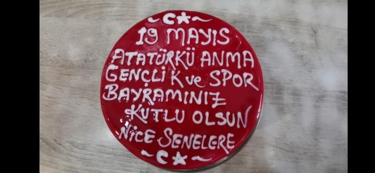 19 Mayıs doğumlu gen&ccedil;lere s&uuml;rpriz