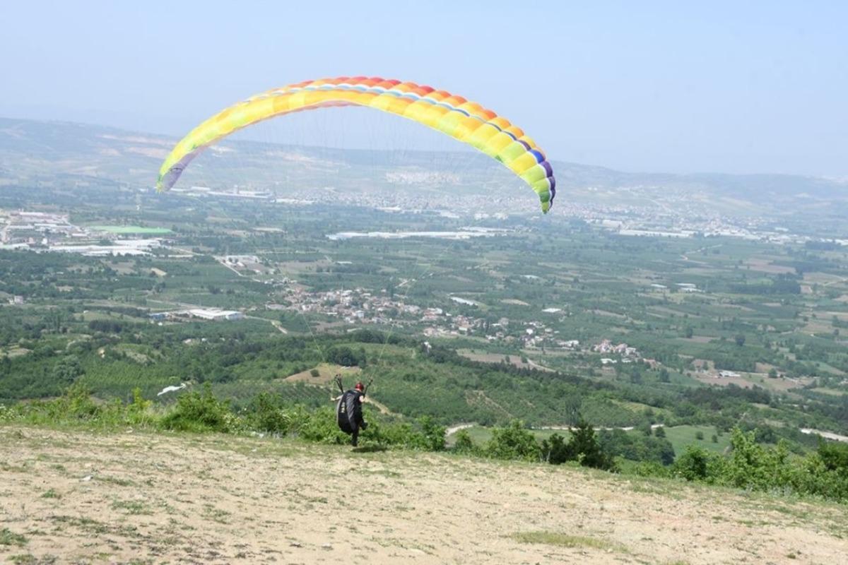 İneg&ouml;l semalarında 19 Mayıs coşkusu