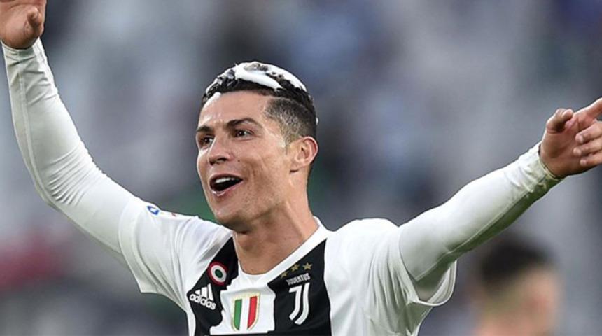 Cristiano Ronaldo, Juventus ile antrenmanlara başladı!
