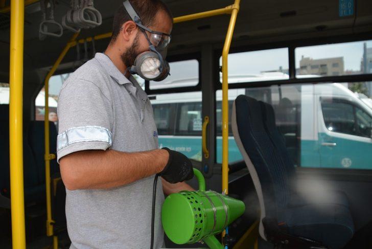 Aliağa’da sokak kısıtlamasında minibüsler dezenfekte edildi G5