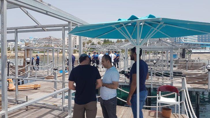 Alanya Belediyesi iskeledeki kaçak yapıyı yıktı G2