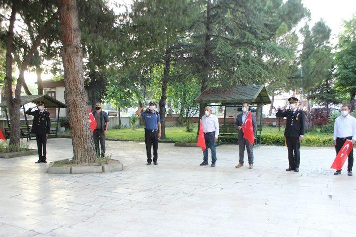 Osmaneli de saat 19.19’da herkes balkonlara çıktı G5