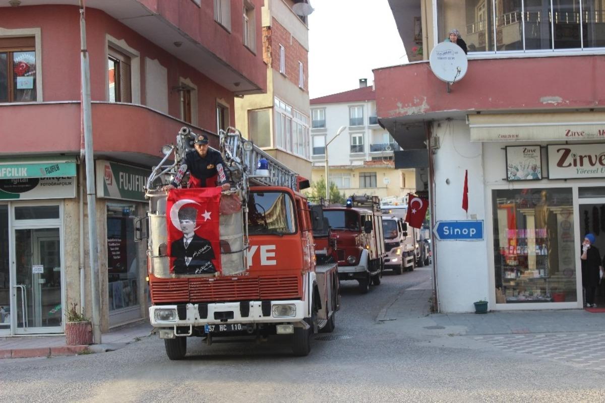 T&uuml;rkeli&rsquo;de 19 Mayıs konvoyu