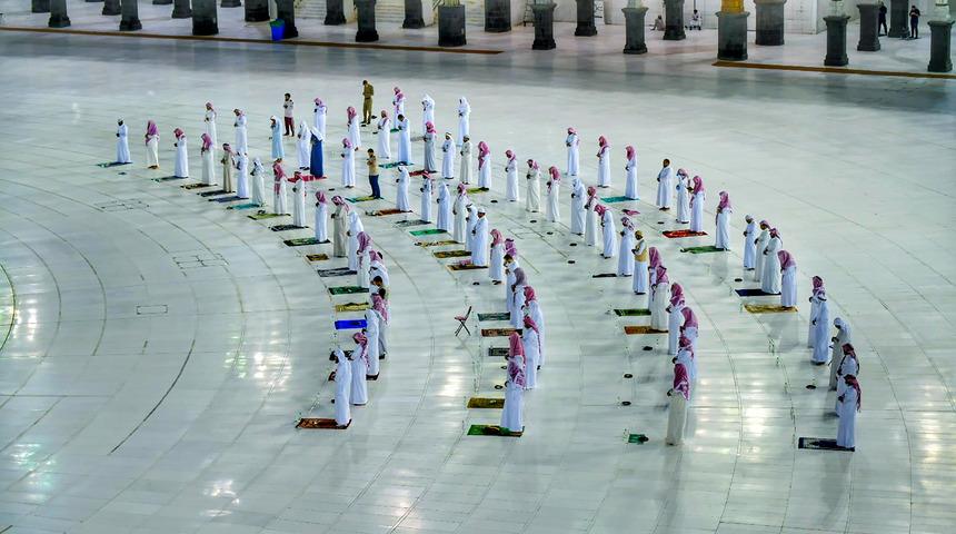 Suudi Arabistan'da 'ta'zir amaçlı' kırbaç cezası kaldırıldı