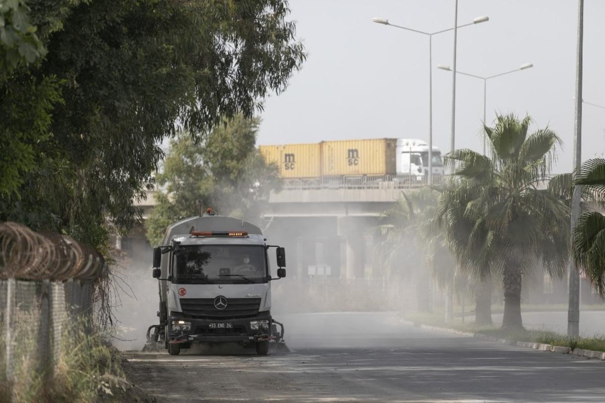 B&uuml;y&uuml;kşehir Belediyesi, temizlik &ccedil;alışmalarına hız verdi