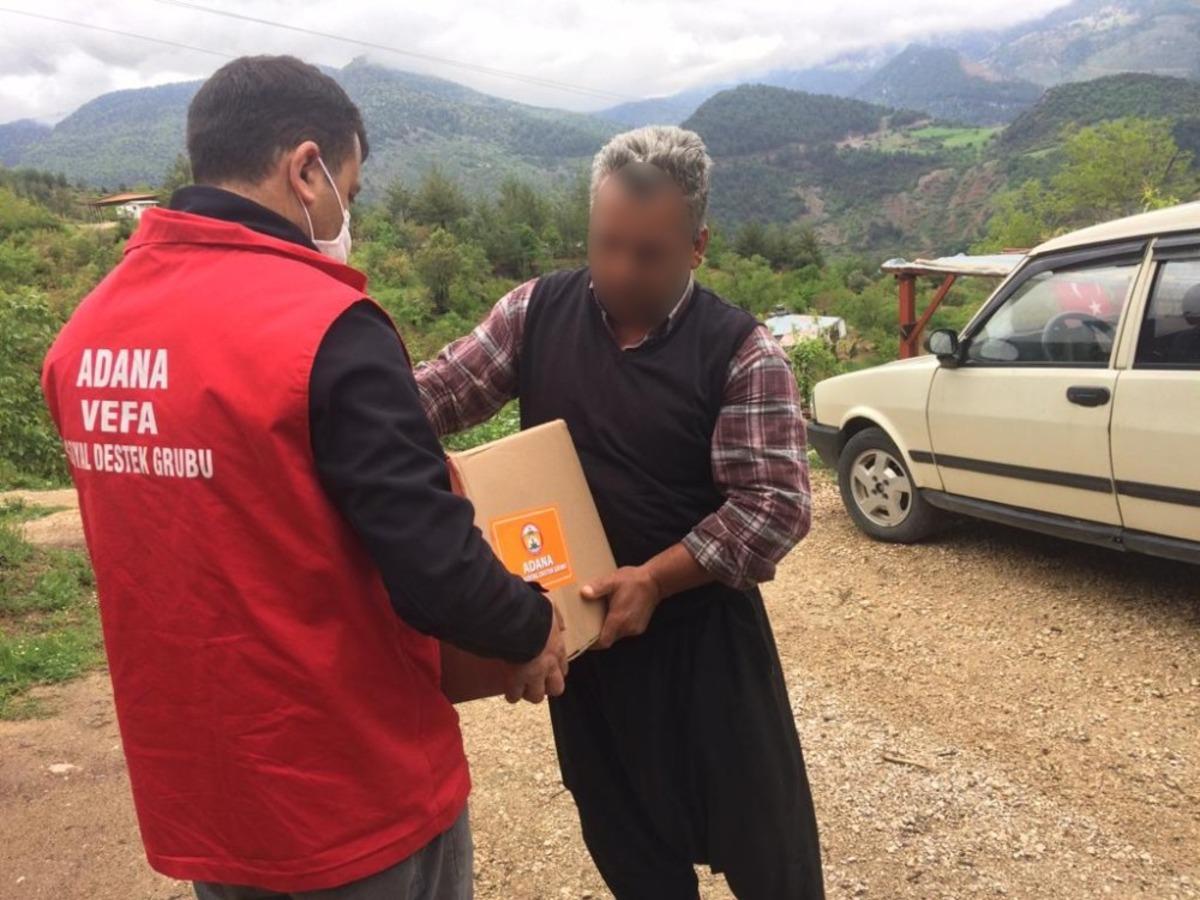 Adana Vefa Sosyal Destek Grubu 59 bin gıda kolisi dağıttı