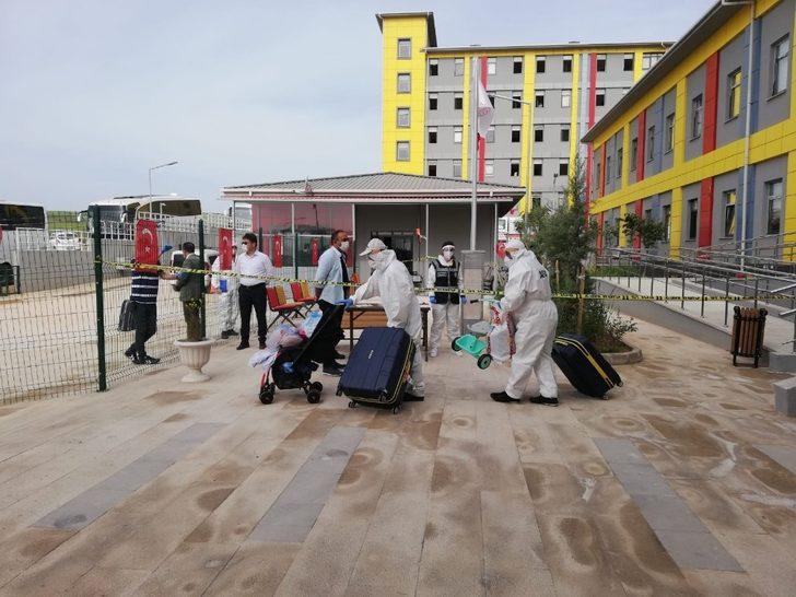 Maldivler’den gelen Türk vatandaşlarının karantina süresi doldu G1