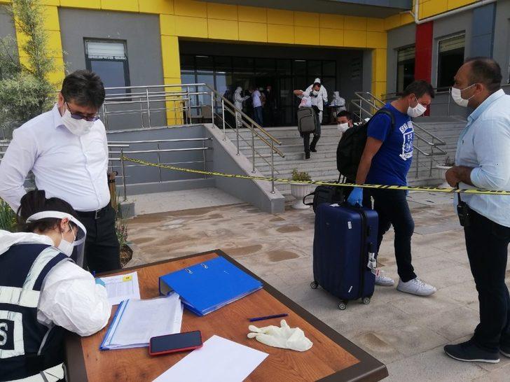 Maldivler’den gelen Türk vatandaşlarının karantina süresi doldu G2