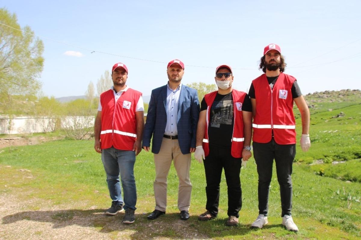 Kızılaydan şehit aileleri ve gazilere yardım