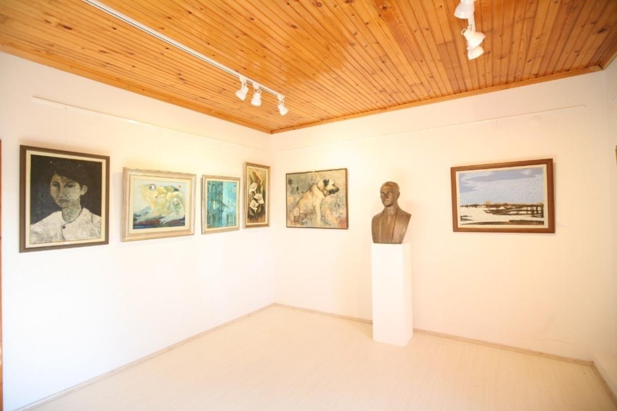 Koleksiyonun tamamı bağışlarla oluşturuldu