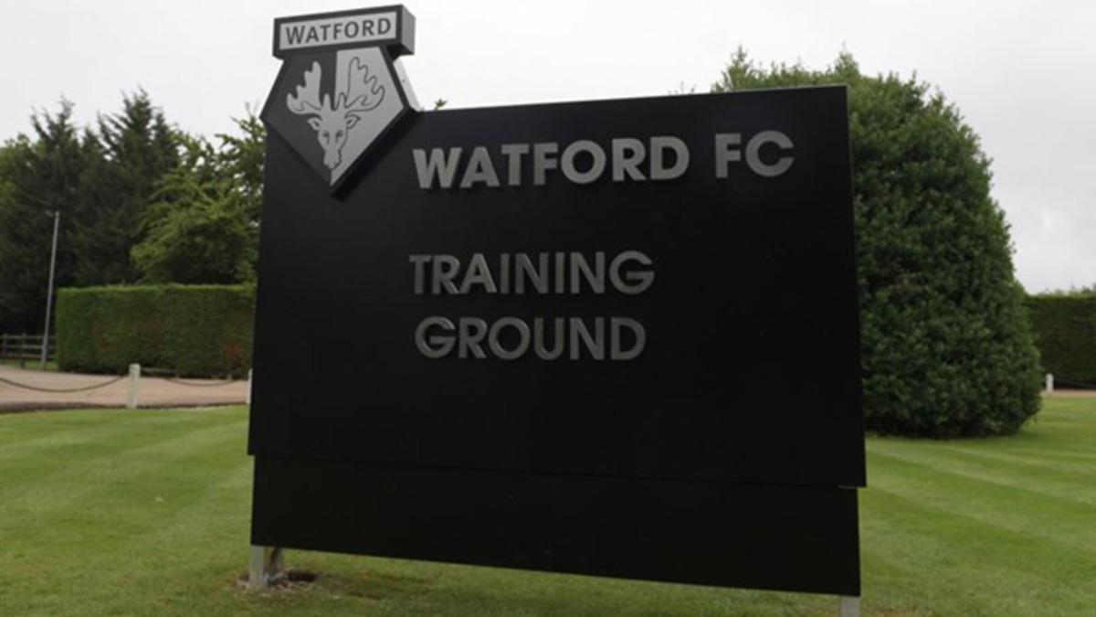 Watford'da bir futbolcunun Kovid-19 testi pozitif &ccedil;ıktı