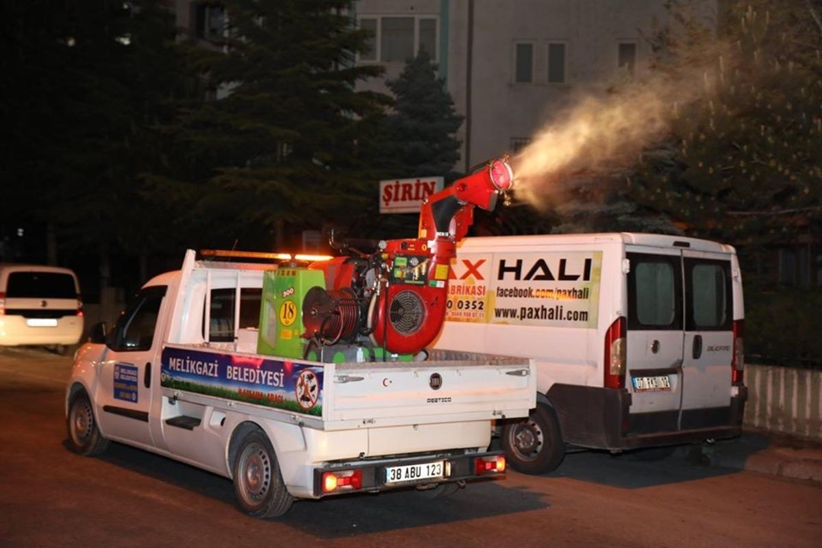 Melikgazi &lsquo;de 4 g&uuml;nl&uuml;k kısıtlamada &ccedil;alışmalara ara verilmedi